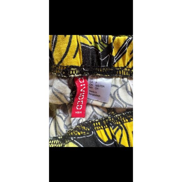 H&M Banana Print Leggings | Size Small | Fun Graphic Stretch Pants - Picture 3 of 4